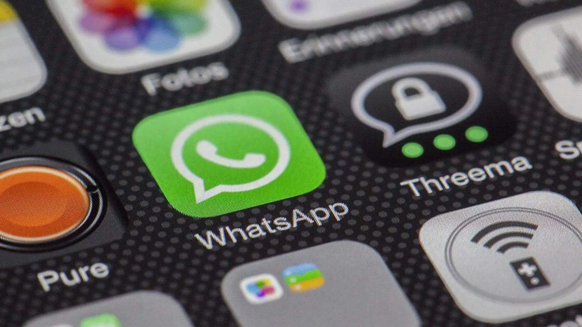 Una de las herramientas que llegó a cambiar la manera de comunicarse fue la plataforma de WhatsApp